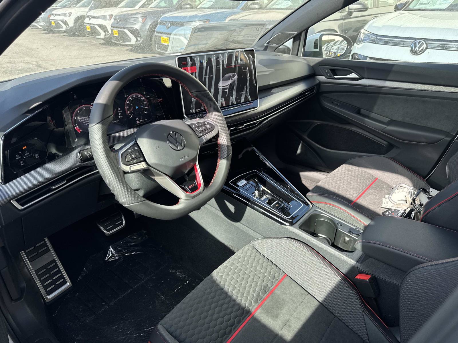 New 2026 Volkswagen GTI SE FWD image 12