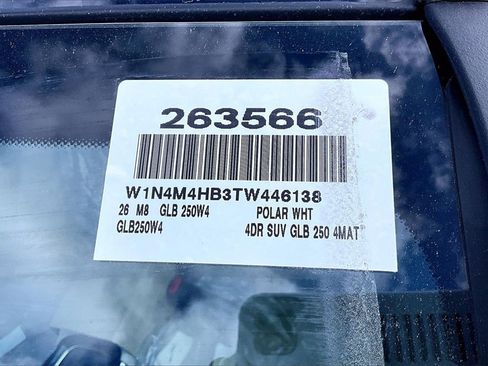 New 2026 Mercedes-Benz GLB 250 4MATIC image 14