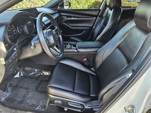 Certified 2025 MAZDA MAZDA3 s Sport image 25