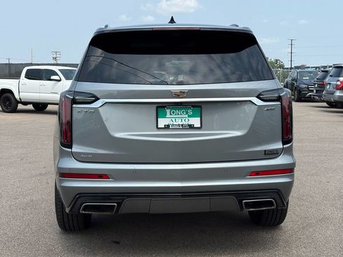 Used 2023 Cadillac XT6 Sport w/ Technology Package AWD/4WD image 7
