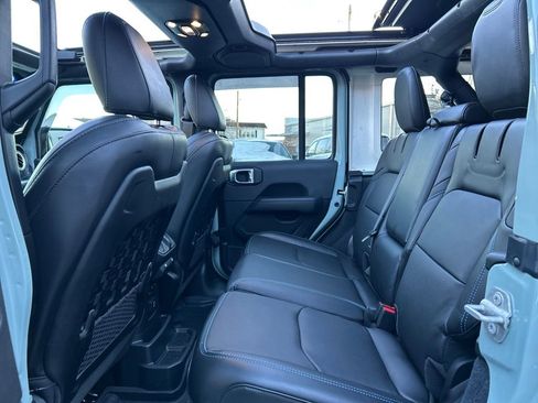 Used 2023 Jeep Wrangler Unlimited Rubicon 4xe w/ Cold Weather Group image 25