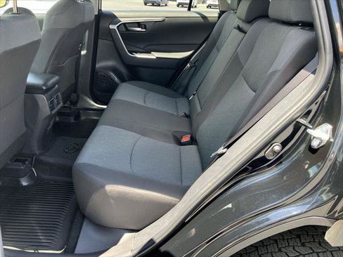 Certified 2025 Toyota RAV4 XLE w/ Convenience Package FWD image 23