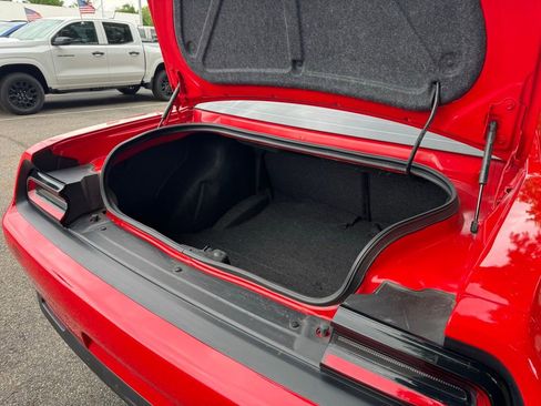 Used 2020 Dodge Challenger R/T Scat Pack RWD image 34