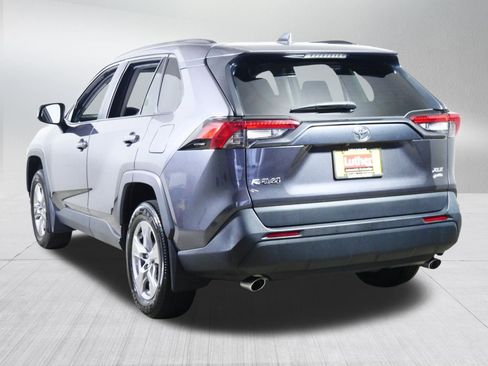 Used 2023 Toyota RAV4 XLE AWD/4WD image 5