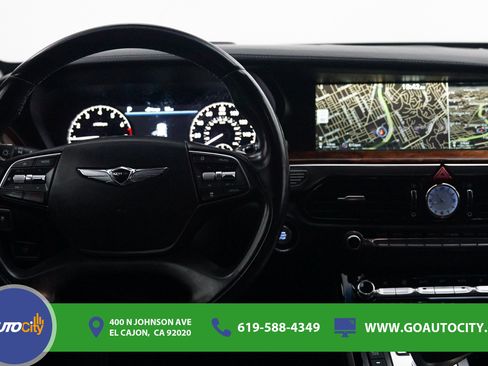 Used 2017 Genesis G90 3.3T Premium RWD image 5