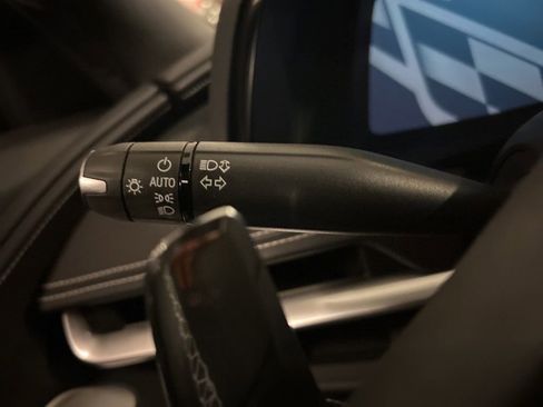 Used 2025 Chevrolet Corvette Stingray image 21