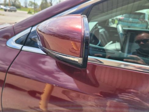 Used 2015 Chrysler 200 C w/ Sun/Sound Group FWD image 16