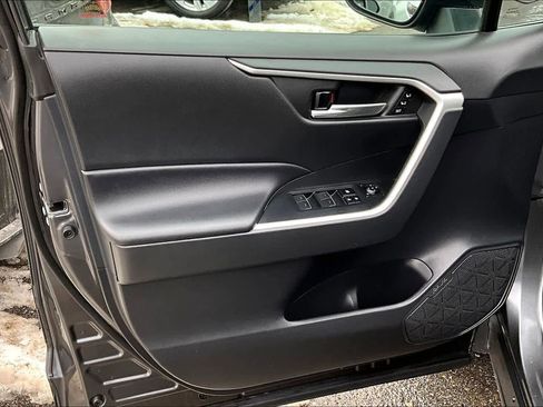 Certified 2023 Toyota RAV4 XLE Premium image 21