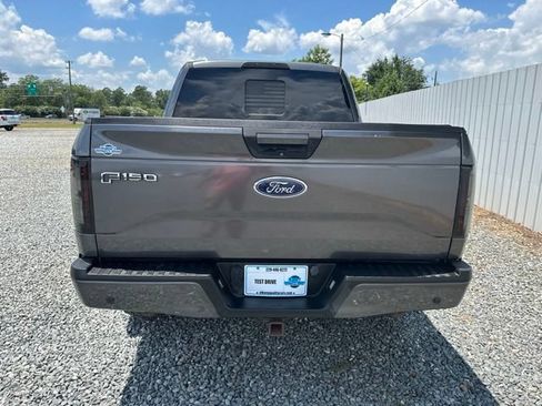 Used 2017 Ford F150 XLT w/ Equipment Group 302A Luxury AWD/4WD image 4