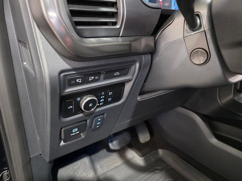 Used 2024 Ford F150 Lariat w/ Bed Utility Package AWD/4WD image 28