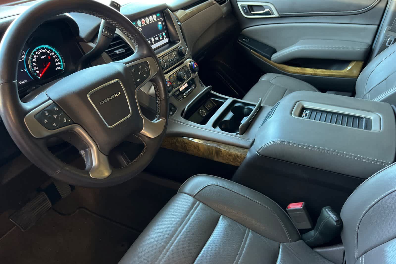 Used 2017 GMC Yukon Denali w/ Open Road Package RWD image 14