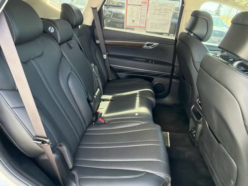 Used 2024 Genesis GV80 2.5T image 11