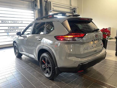 Used 2025 Nissan Rogue SV w/ Rock Creek Premium Package AWD/4WD image 16