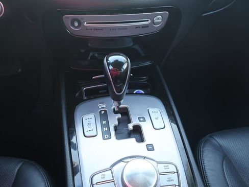 Used 2012 Hyundai Genesis 5.0 image 18