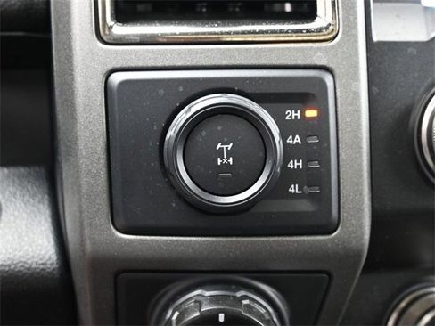 Used 2020 Ford F150 Raptor w/ Equipment Group 802A Luxury image 29