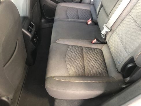 Used 2019 Chevrolet Equinox LT image 14