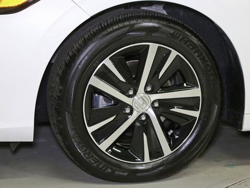 Certified 2023 Honda Civic LX image 22