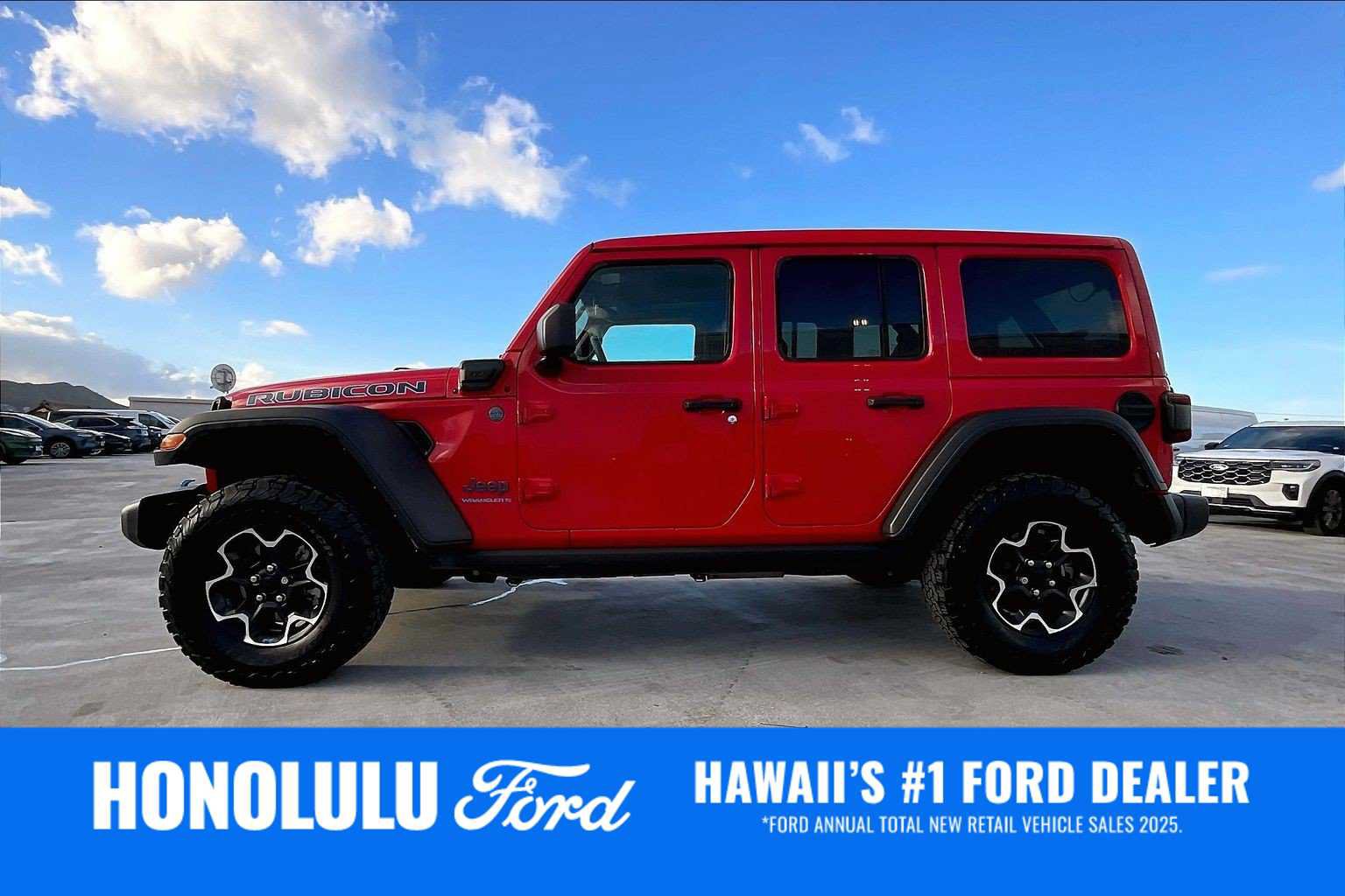 Used 2023 Jeep Wrangler Unlimited Rubicon 4xe AWD/4WD image 3