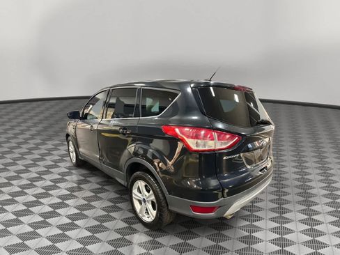 Used 2015 Ford Escape SE image 5