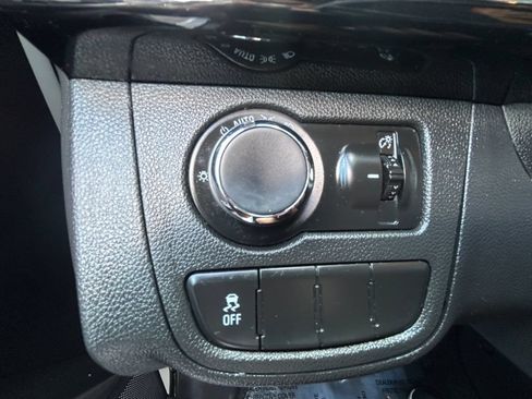 Used 2022 Chevrolet Spark LT FWD image 12