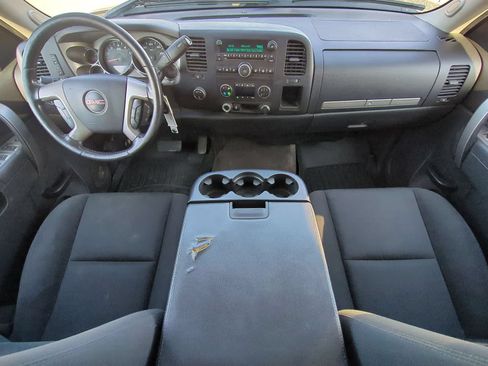 Used 2013 GMC Sierra 2500 SLE w/ SLE Preferred Package AWD/4WD image 15