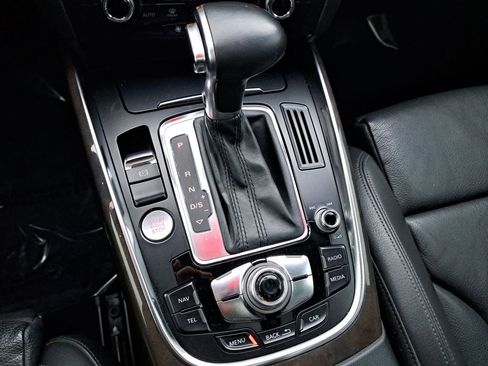 Used 2014 Audi Q5 3.0T Premium Plus image 24