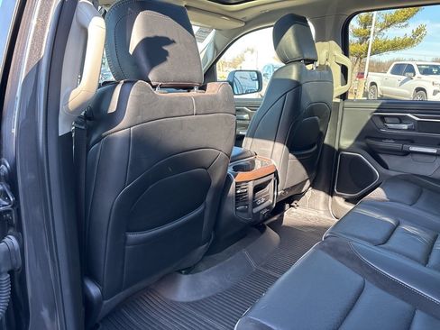 Used 2022 RAM 1500 Laramie w/ Laramie Southwest Edition image 43