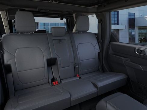 New 2026 Ford Bronco Outer Banks AWD/4WD image 11