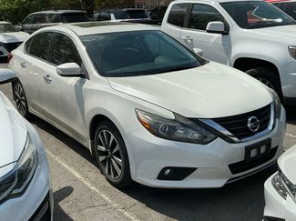 Used 2016 Nissan Altima 2.5 SL w/ 2.5 Technology w/LED Package video 1