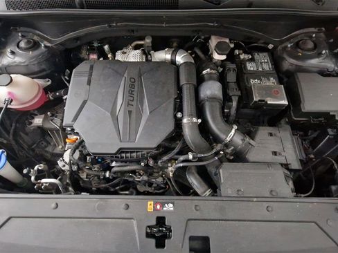 Used 2023 Hyundai Santa Fe Limited image 32