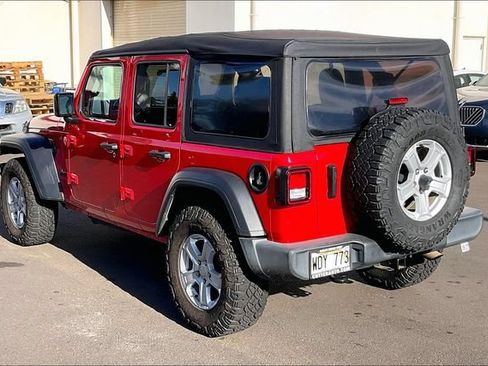 Used 2021 Jeep Wrangler Unlimited Sport AWD/4WD image 9