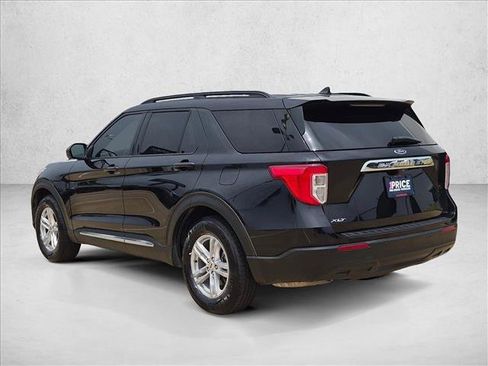 Used 2022 Ford Explorer XLT RWD image 7