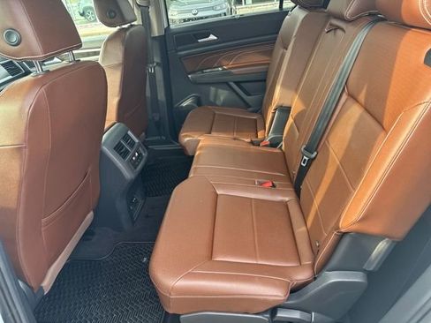 Certified 2023 Volkswagen Atlas SE w/ Panoramic Sunroof Package image 31