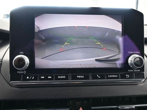 Used 2023 Mitsubishi Outlander ES image 19