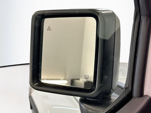 Used 2025 Jeep Wrangler Sahara w/ Safety Group image 16