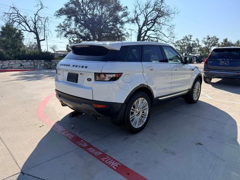 Used 2013 Land Rover Range Rover Evoque Prestige image 6