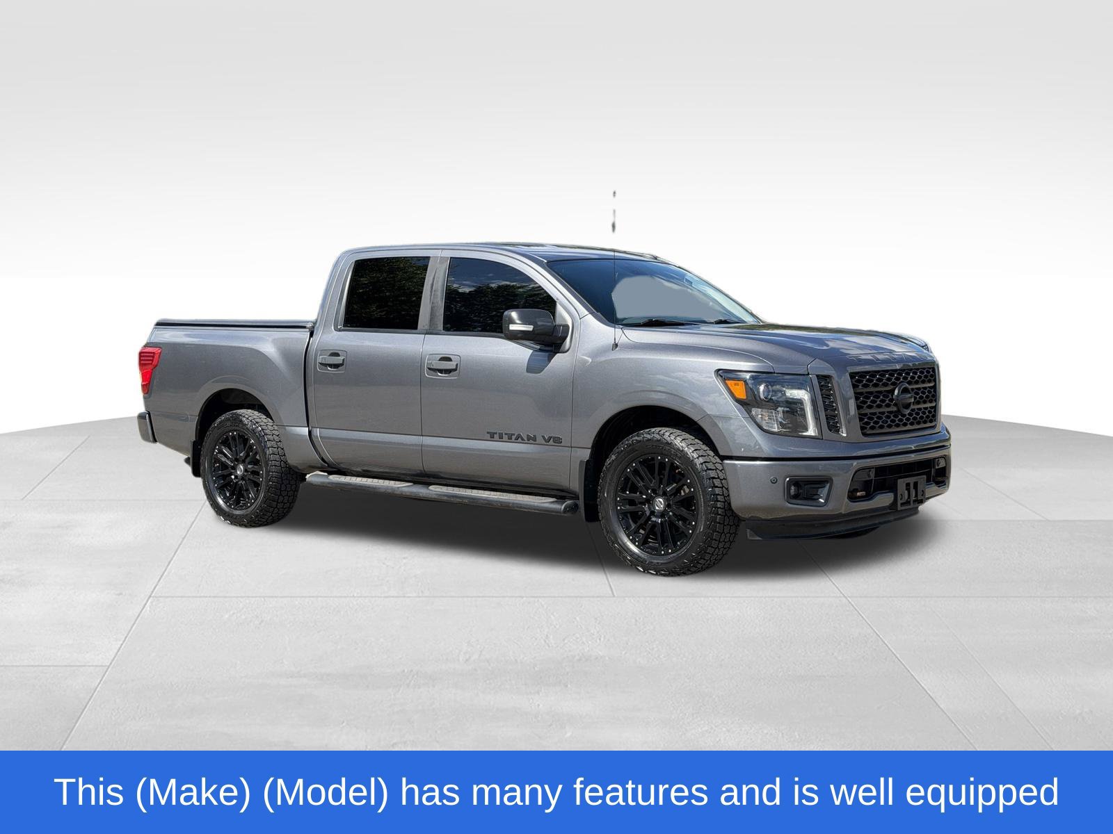 Used 2018 Nissan Titan SV w/ SV Convenience Package AWD/4WD image 10