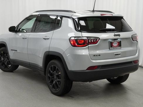 New 2026 Jeep Compass Latitude AWD/4WD image 13