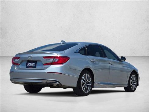 Used 2019 Honda Accord Touring image 5