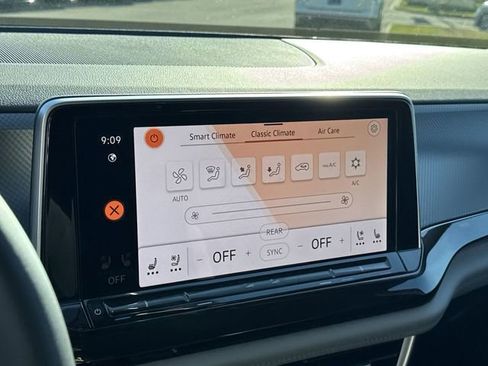 New 2026 Volkswagen Atlas Peak Edition AWD/4WD image 21