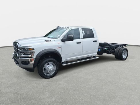 New 2026 RAM 4500 Tradesman AWD/4WD image 38