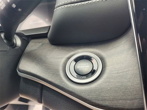 New 2025 Jeep Grand Cherokee Limited image 27