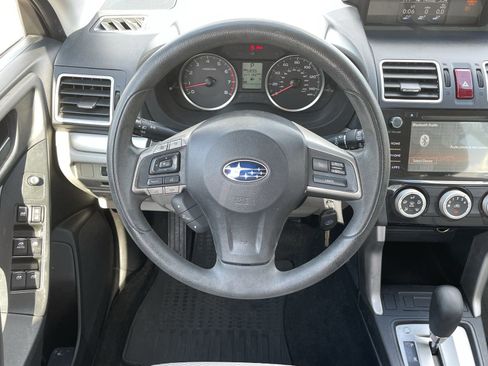 Used 2016 Subaru Forester 2.5i Premium image 11