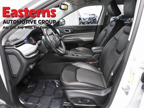 Used 2022 Jeep Compass Latitude w/ Convenience Group AWD/4WD image 14