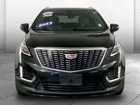 Used 2023 Cadillac XT5 Luxury FWD image 2