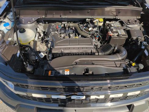 Used 2025 Ford Bronco Sport Outer Banks AWD/4WD image 22