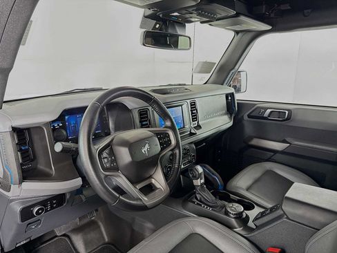 Used 2023 Ford Bronco Black Diamond AWD/4WD image 9