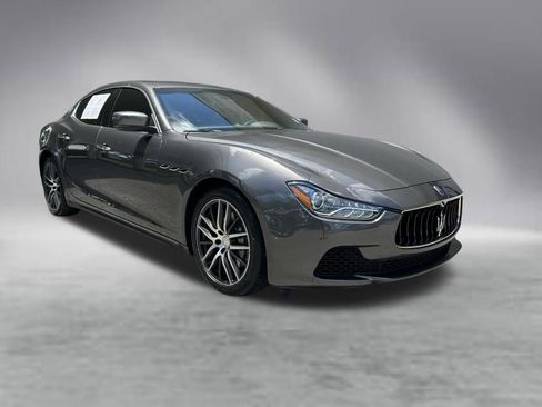 Used 2014 Maserati Ghibli RWD image 2