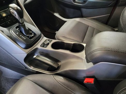 Used 2015 Ford Escape SE w/ Equipment Group 201A AWD/4WD image 26