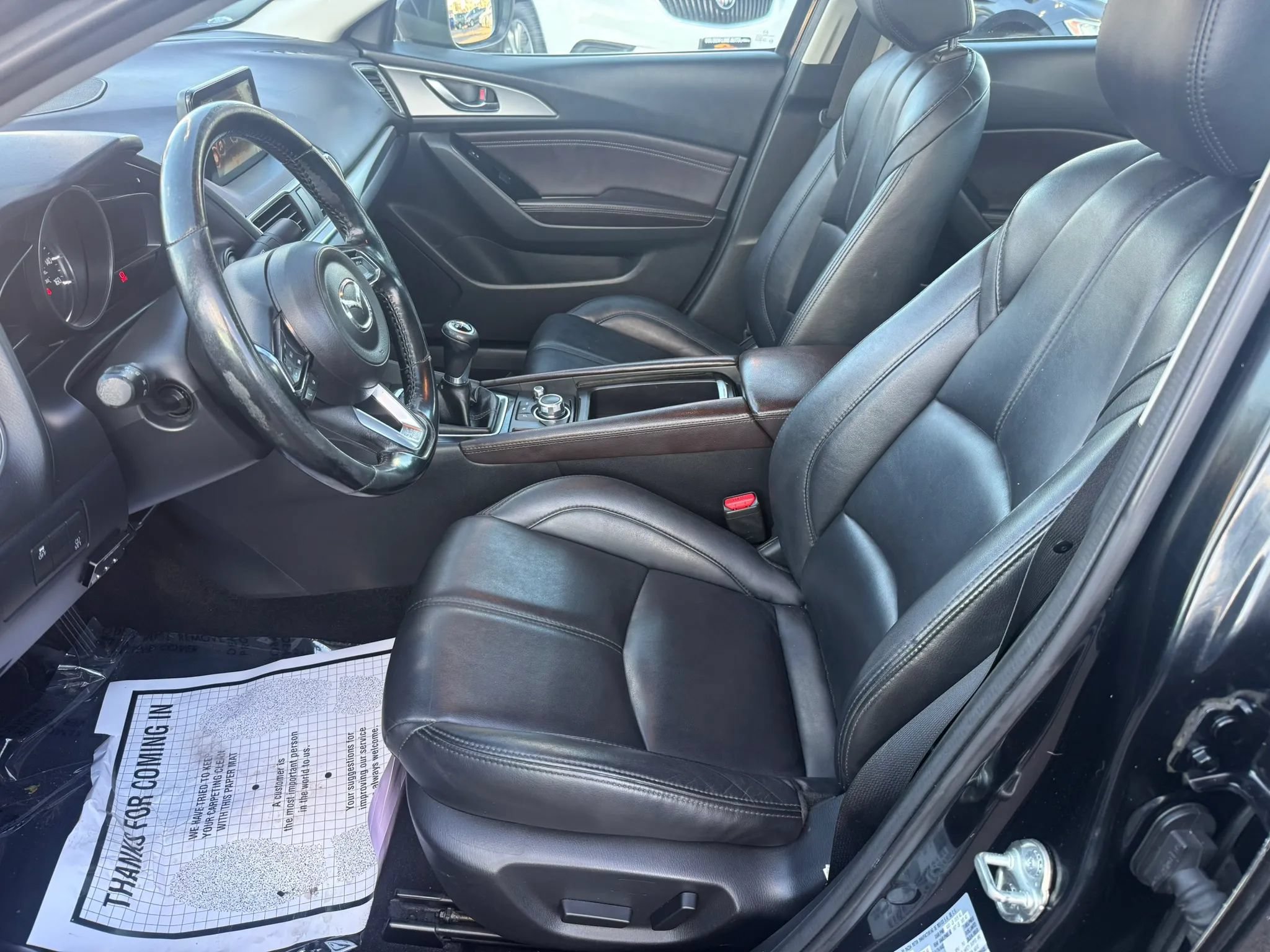 Used 2018 MAZDA MAZDA3 Touring FWD image 9